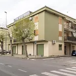 Kalos Apartment
