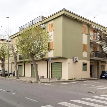 Kalos Apartment